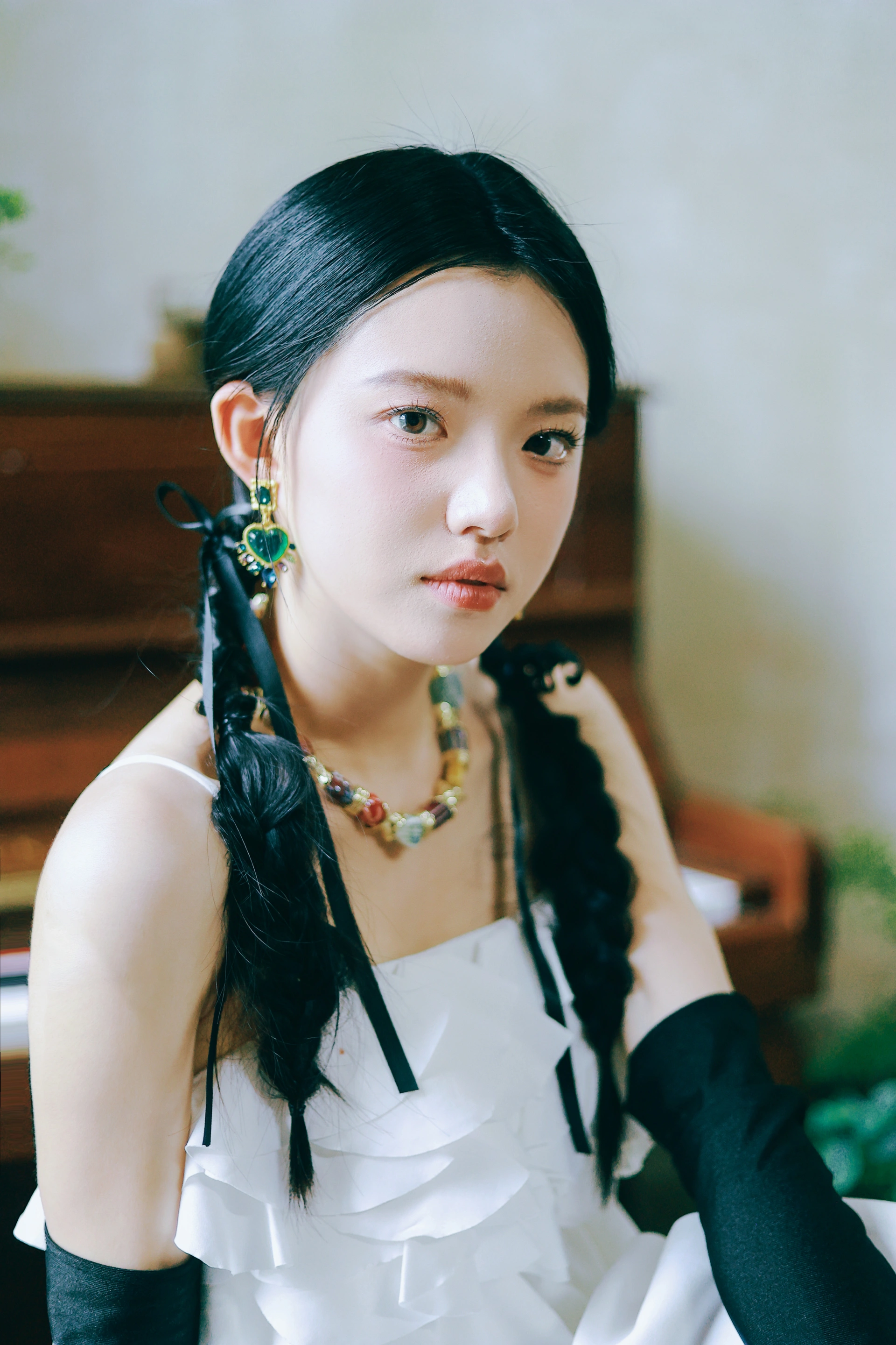 [YITUYU艺图语]2024.10.13 夏天的闲暇瞬间 轻婚纱 露露 2